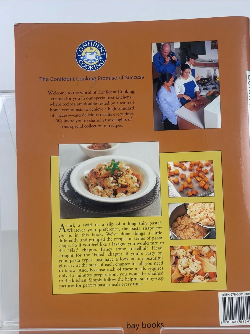 Pasta Recipes Cookbook – Confident Cooking (Bay Books)